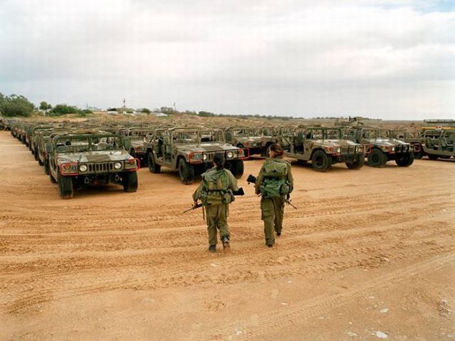 Israeli Military Girls (67 pics)