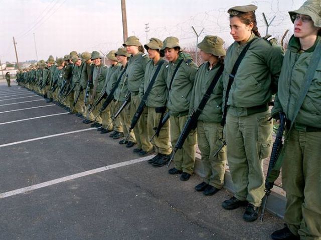 Israeli Military Girls (67 pics)