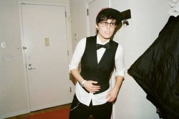 Is It Justin Bieber or a Lesbian Looking Like Him? (25 pics)