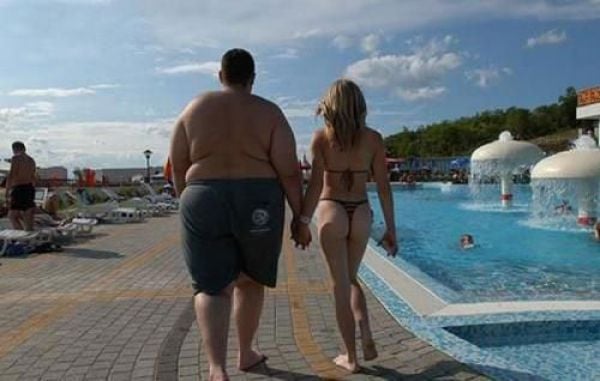 Don’t Tell Me It’s Love (31 pics)