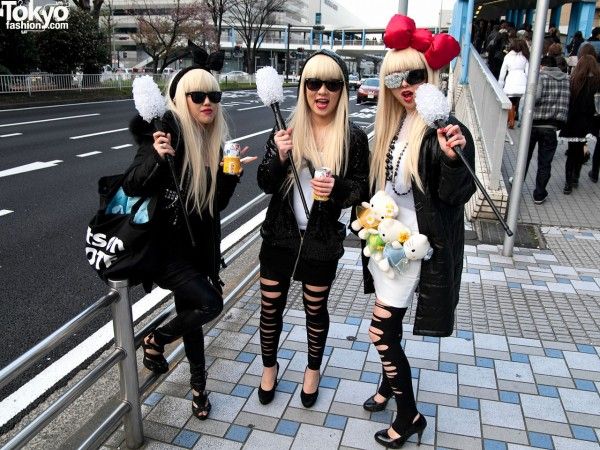 Gagamania in Tokyo (79 pics)