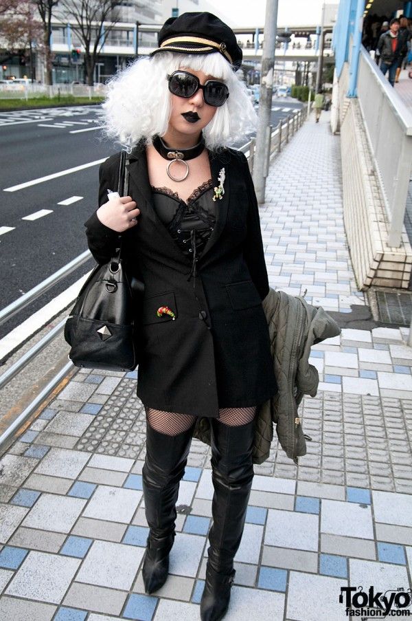 Gagamania in Tokyo (79 pics)