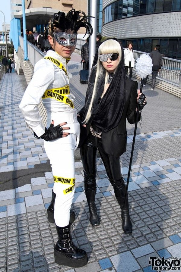 Gagamania in Tokyo (79 pics)