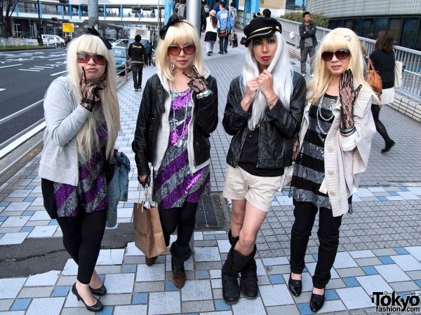 Gagamania in Tokyo (79 pics)