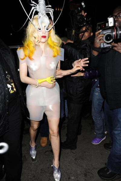 The Most Outrageous Lady Gaga’s Costumes (25 pics)