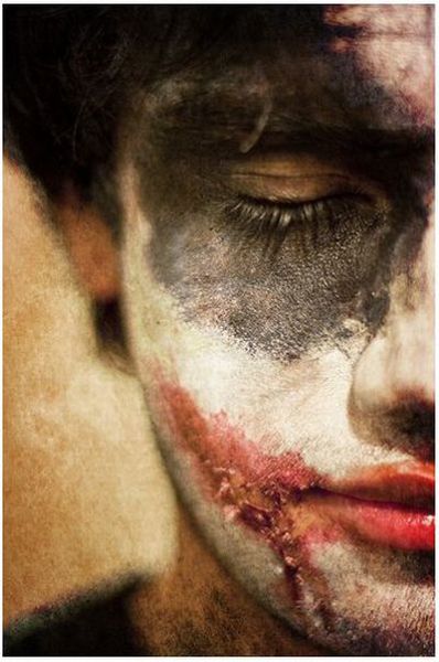 Let&rsquo;s Have a Joker&rsquo;s Smile! (36 pics)