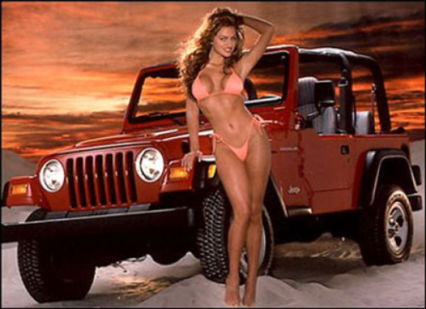 Sexy Playboy Playmates of the Year and Pink Cars (38 pics)