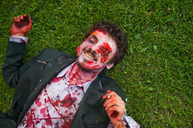 Zombie Walk in Moscow (84 pics)