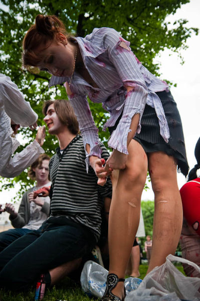 Zombie Walk in Moscow (84 pics)