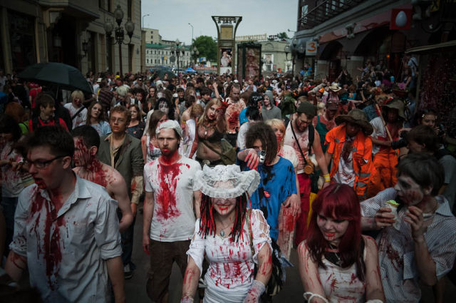 Zombie Walk in Moscow (84 pics)