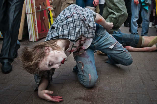Zombie Walk in Moscow (84 pics)