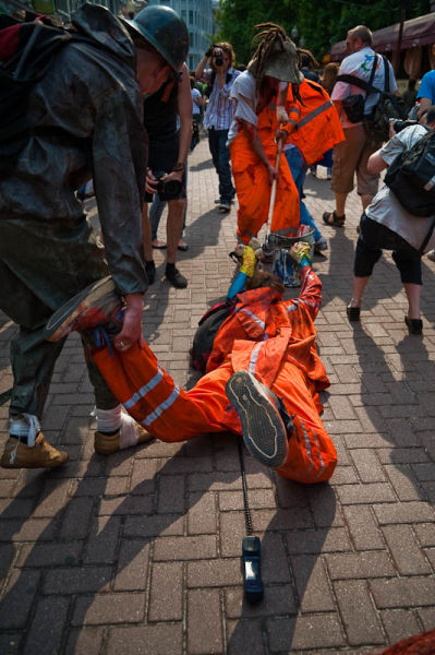 Zombie Walk in Moscow (84 pics)