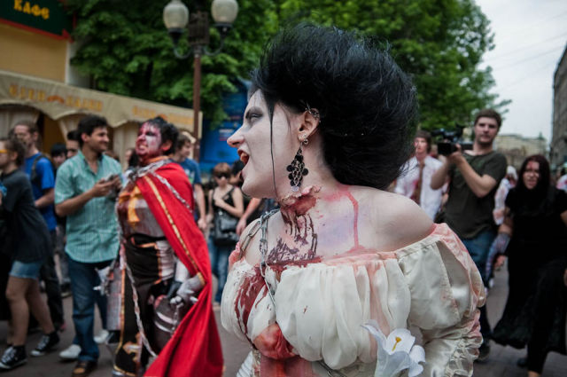Zombie Walk in Moscow (84 pics)