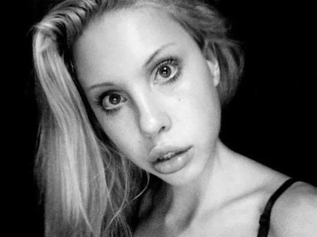 Silicone “Dolls” (72 pics)