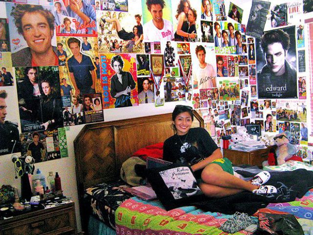 Twilight Fans with Creepy Twilight-Themed Bedrooms (28 pics)