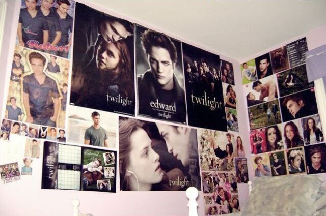 Twilight Fans with Creepy Twilight-Themed Bedrooms (28 pics)