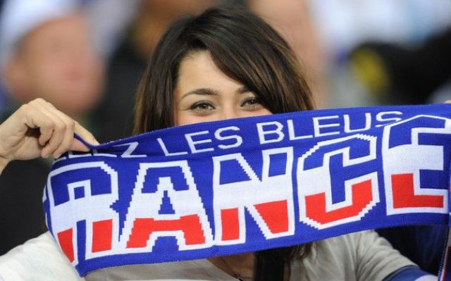 Female World Cup Fans (74 pics)