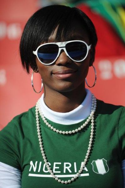 Female World Cup Fans (74 pics)