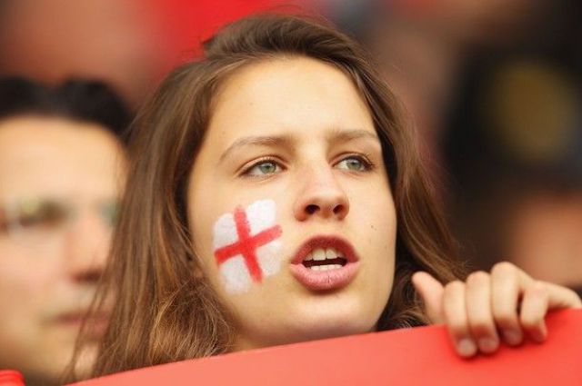 Female World Cup Fans (74 pics)
