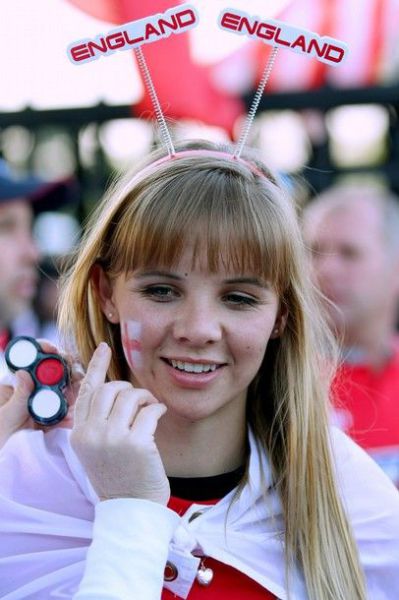 Female World Cup Fans (74 pics)