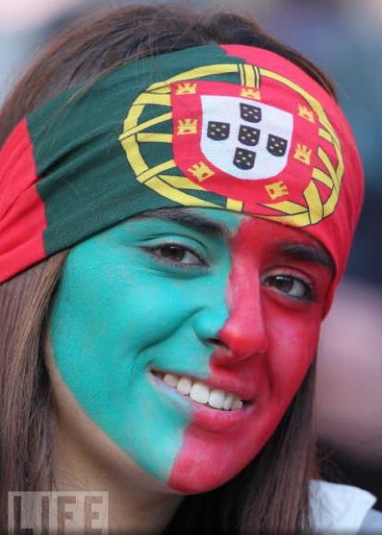 Female World Cup Fans (74 pics)