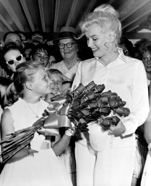 Rare Photographs of Celebrities. Part 7 (117 pics)