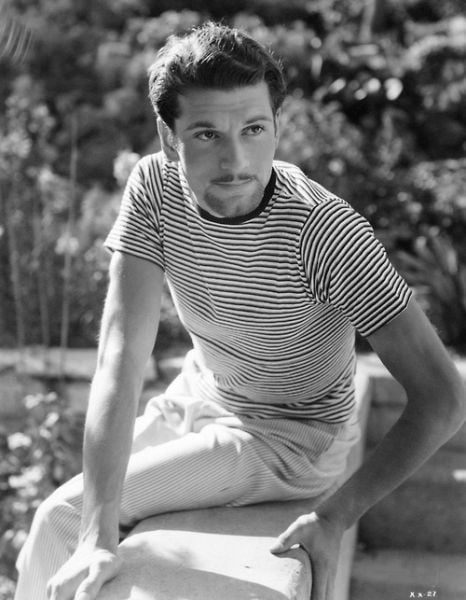 Rare Photographs of Celebrities. Part 7 (117 pics)