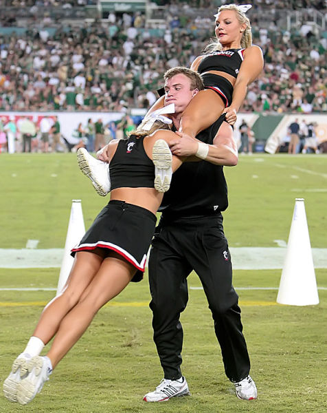 The Best Cheerleader of the Last Week (22 pics)