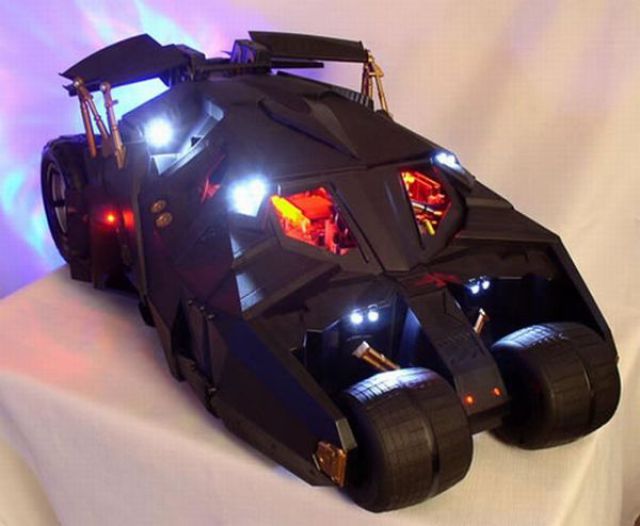 Epic Cars for Batman Fans (17 pics) Epic Cars for Batman Fans (17 pics)