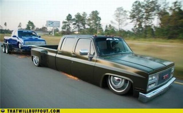 Cars in Hilarious and Weird Situations (83 pics)