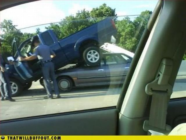 Cars in Hilarious and Weird Situations (83 pics)