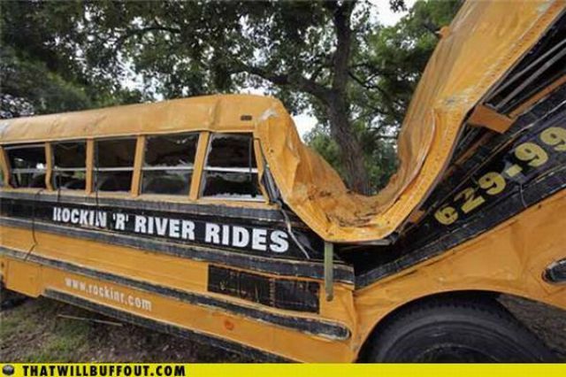 Cars in Hilarious and Weird Situations (83 pics)