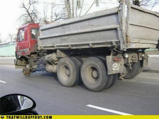 Cars in Hilarious and Weird Situations (83 pics)