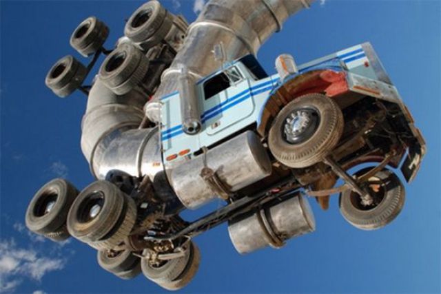 Awesome Giant Sculptures (31 pics)