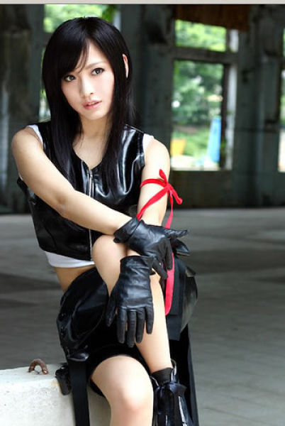 Best Cosplays of Tifa Lockheart from Final Fantasy VII (40 pics)
