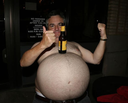 Best Beer Bellies (25 pics)