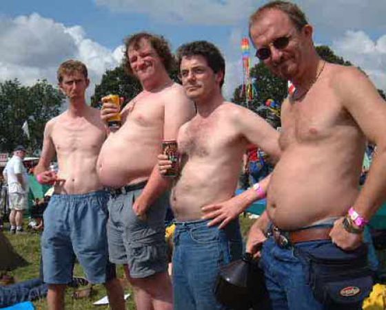 Best Beer Bellies (25 pics)