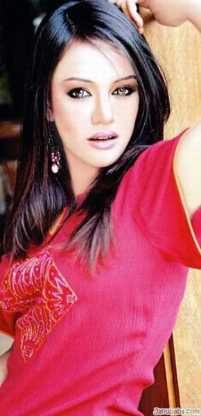 Pakistani Beauties (23 pics)