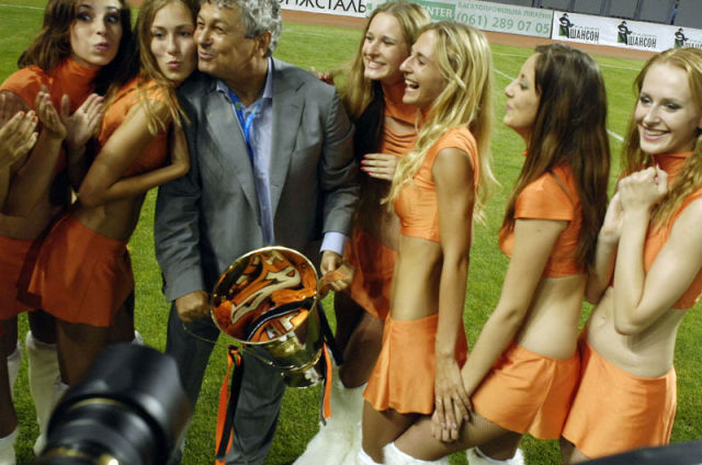 Banned Babes (19 pics)