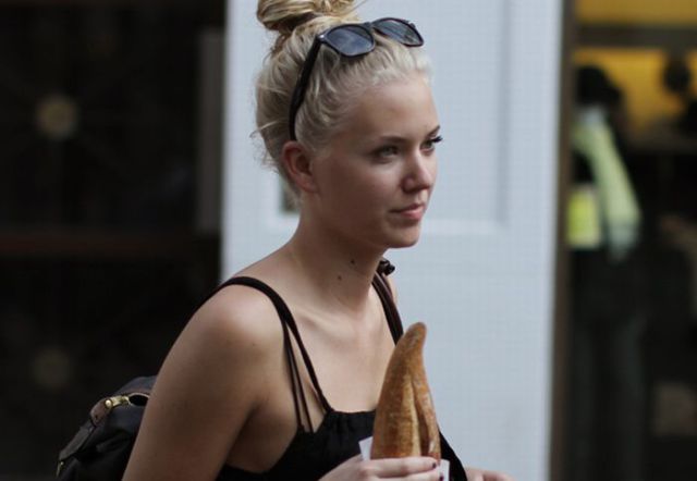 Summer Girls (79 pics)