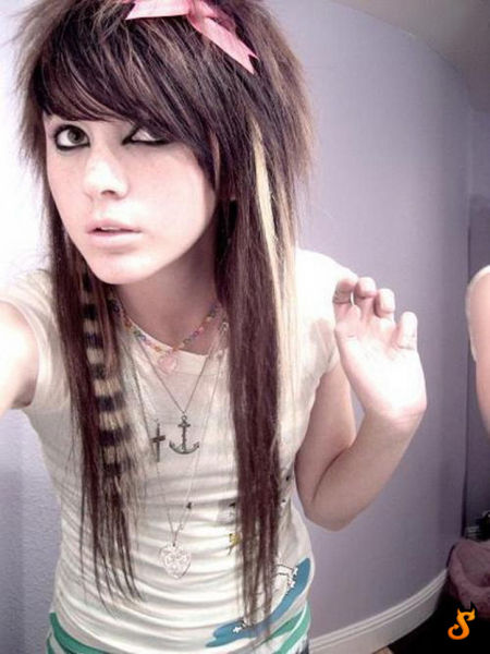 Emo Babes (71 pics)