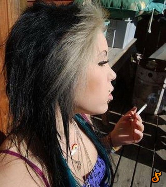 Emo Babes (71 pics)