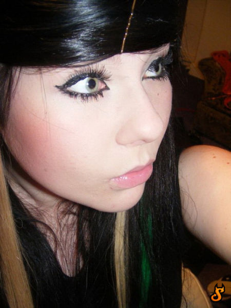 new selection with emo girls 35 pics 9.html - 35 HD Photos | Premium Gallery 2010