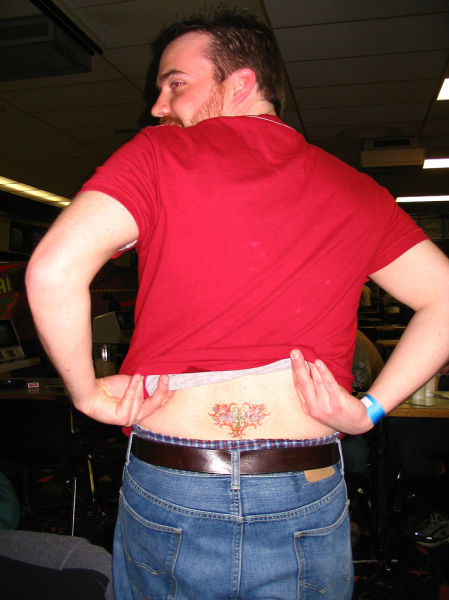 Horrible Male Tramp Stamps (26 pics)