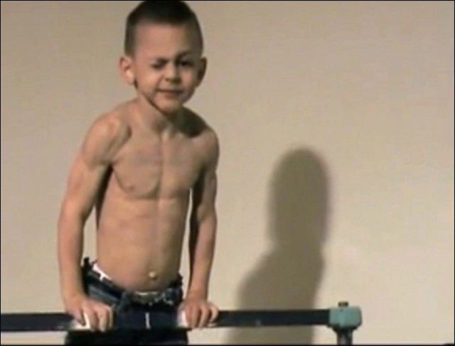 Strong Boys (21 pics)
