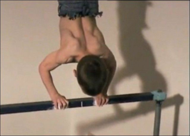 Strong Boys (21 pics)