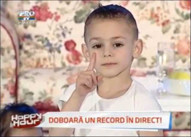 Strong Boys (21 pics)