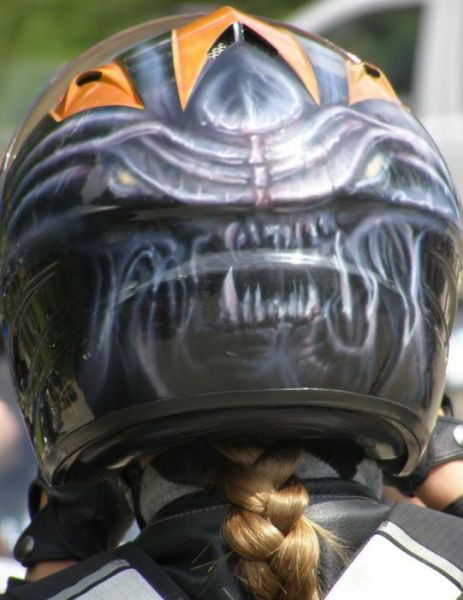 Lady Bikers in Russia (14 pics)