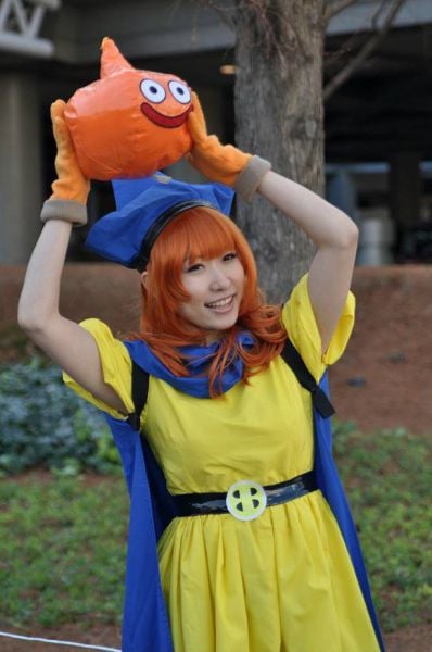 Sexy Cosplay Girls from Comiket