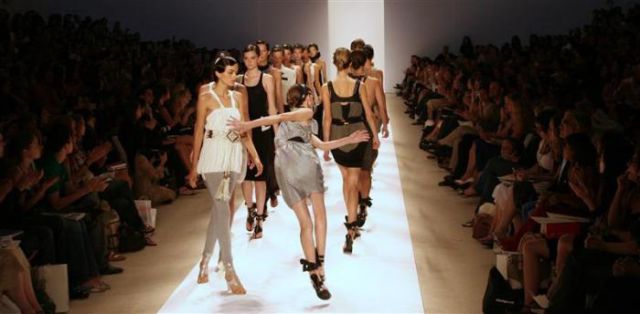 Embarrassing Shots of Models Falling